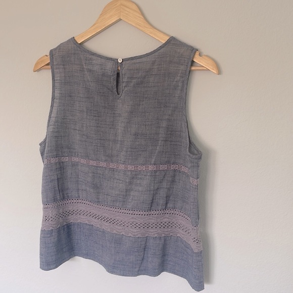 Linen Cropped Tank - Picture 3 of 3